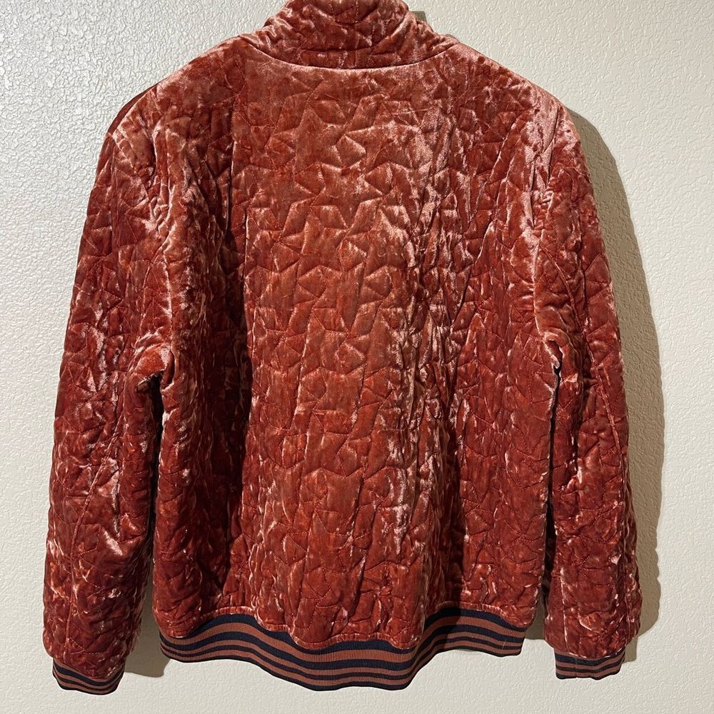 Sold - Picture 2 of 6